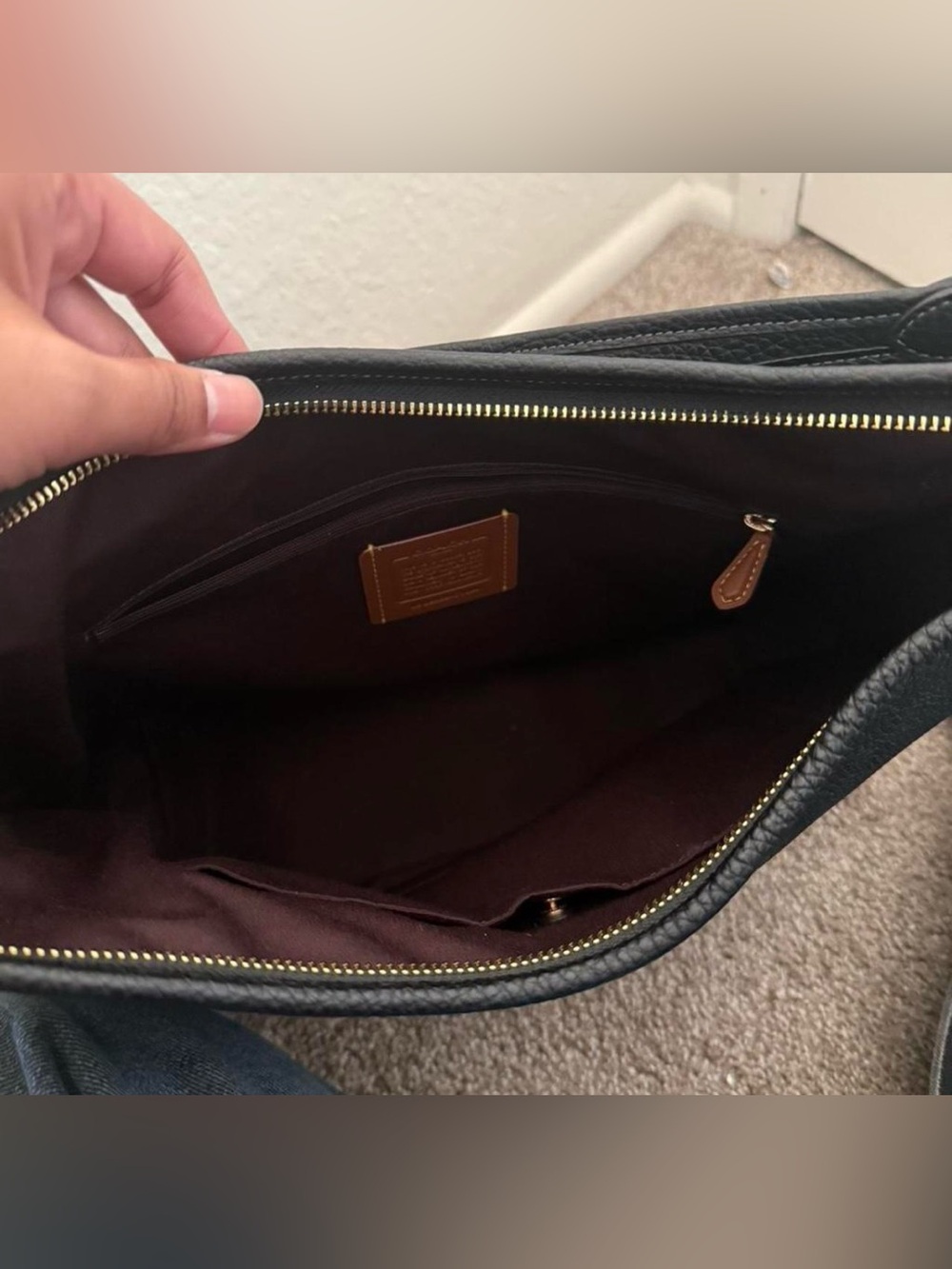♥️Coach Large Laurel Shoulder Bag in Black (Discontinued Size) - Picture 3 of 4